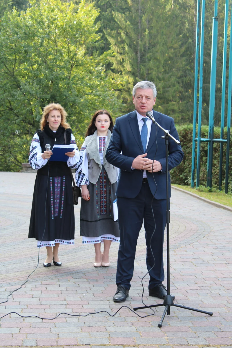 В селі Гута розпочався всеукраїнський фізкультурно-патріотичний фестиваль школярів України "Козацький гарт 2021"