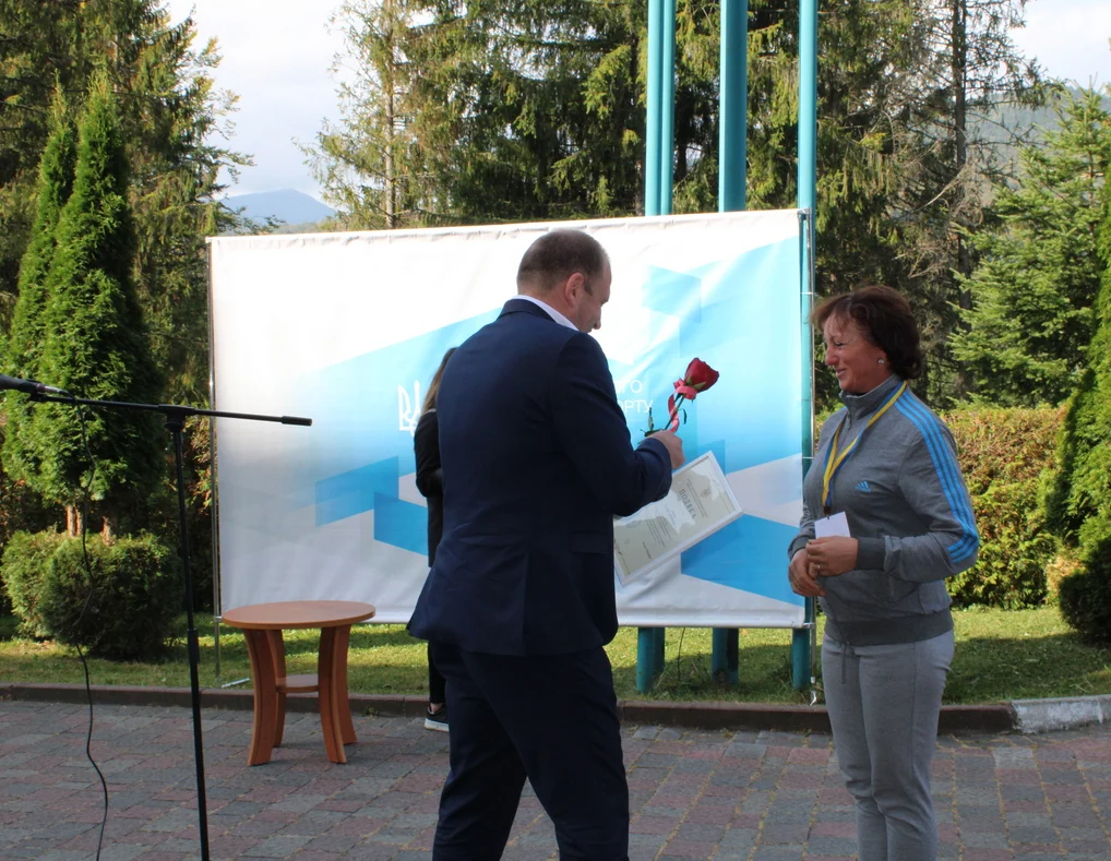 В селі Гута розпочався всеукраїнський фізкультурно-патріотичний фестиваль школярів України "Козацький гарт 2021"