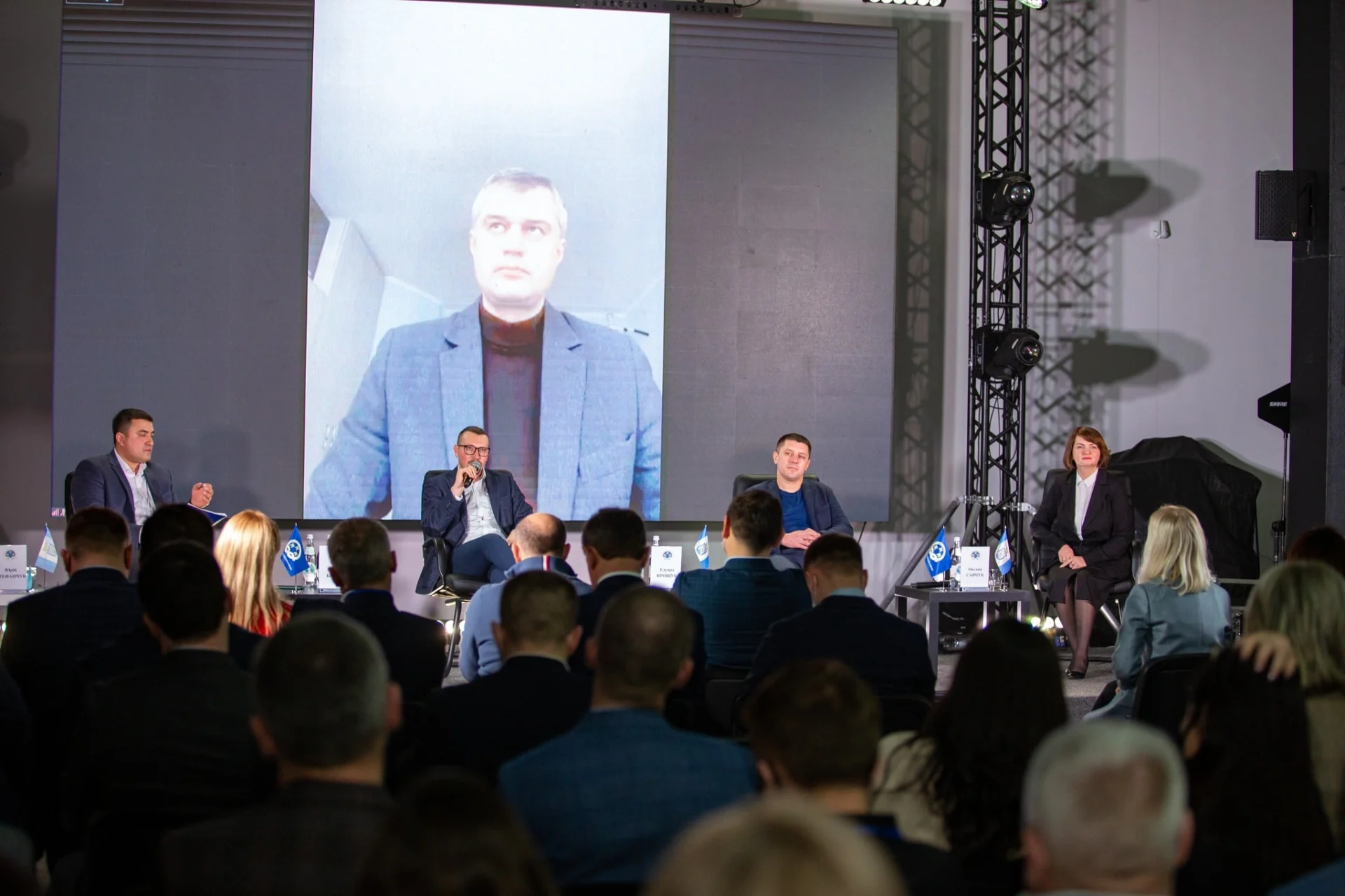 Селищний голова взяв участь у форумі «Асоціація міст України єднає Україну»