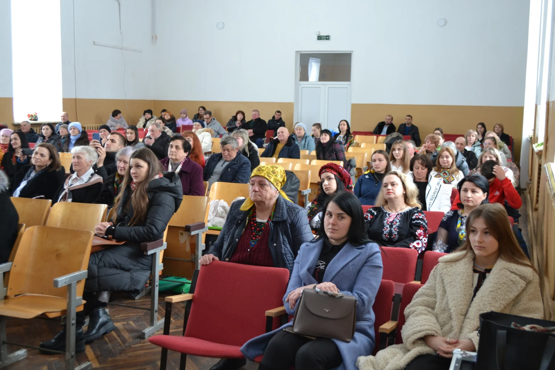 У Солотвинській громаді відбувся культурний захід "Відкриваємо двері творчим особистостям".
