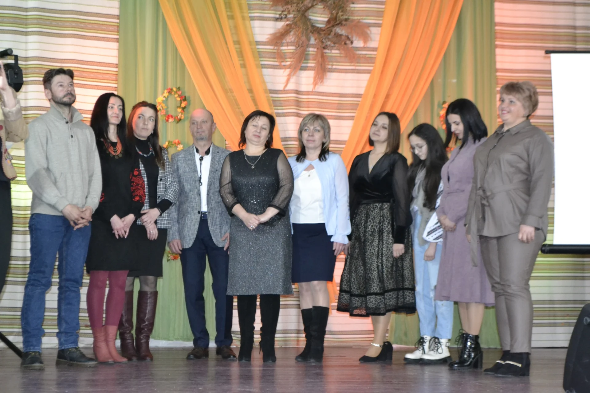 У Солотвинській громаді відбувся культурний захід "Відкриваємо двері творчим особистостям".