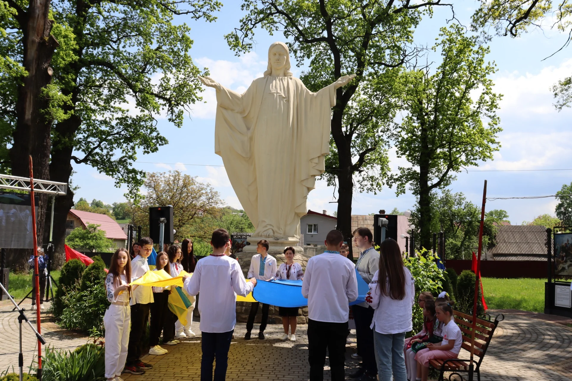 У Солотвинській територіальній громаді відбулася патріотична платформа «Боремось! Поборемо!»