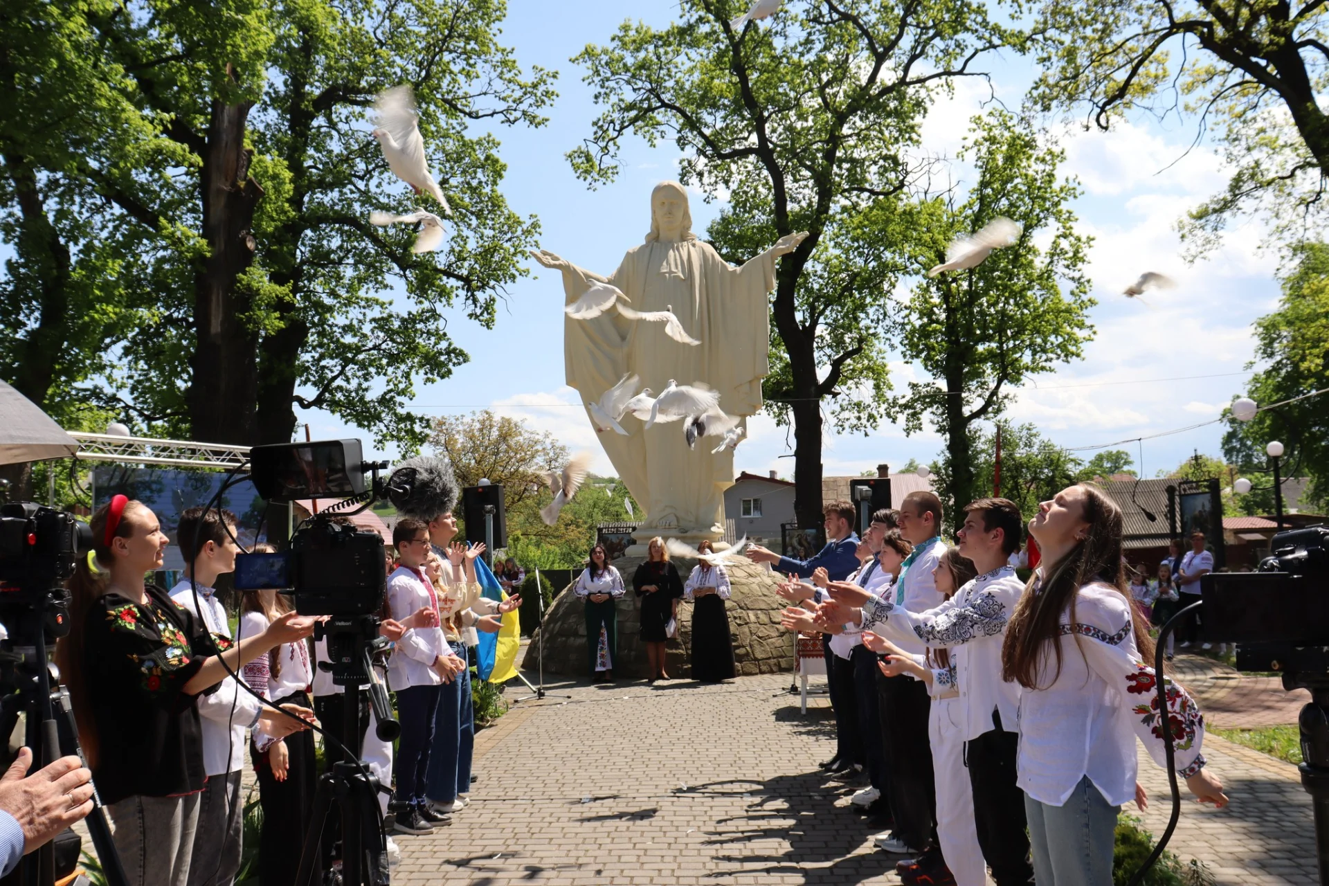 У Солотвинській територіальній громаді відбулася патріотична платформа «Боремось! Поборемо!»