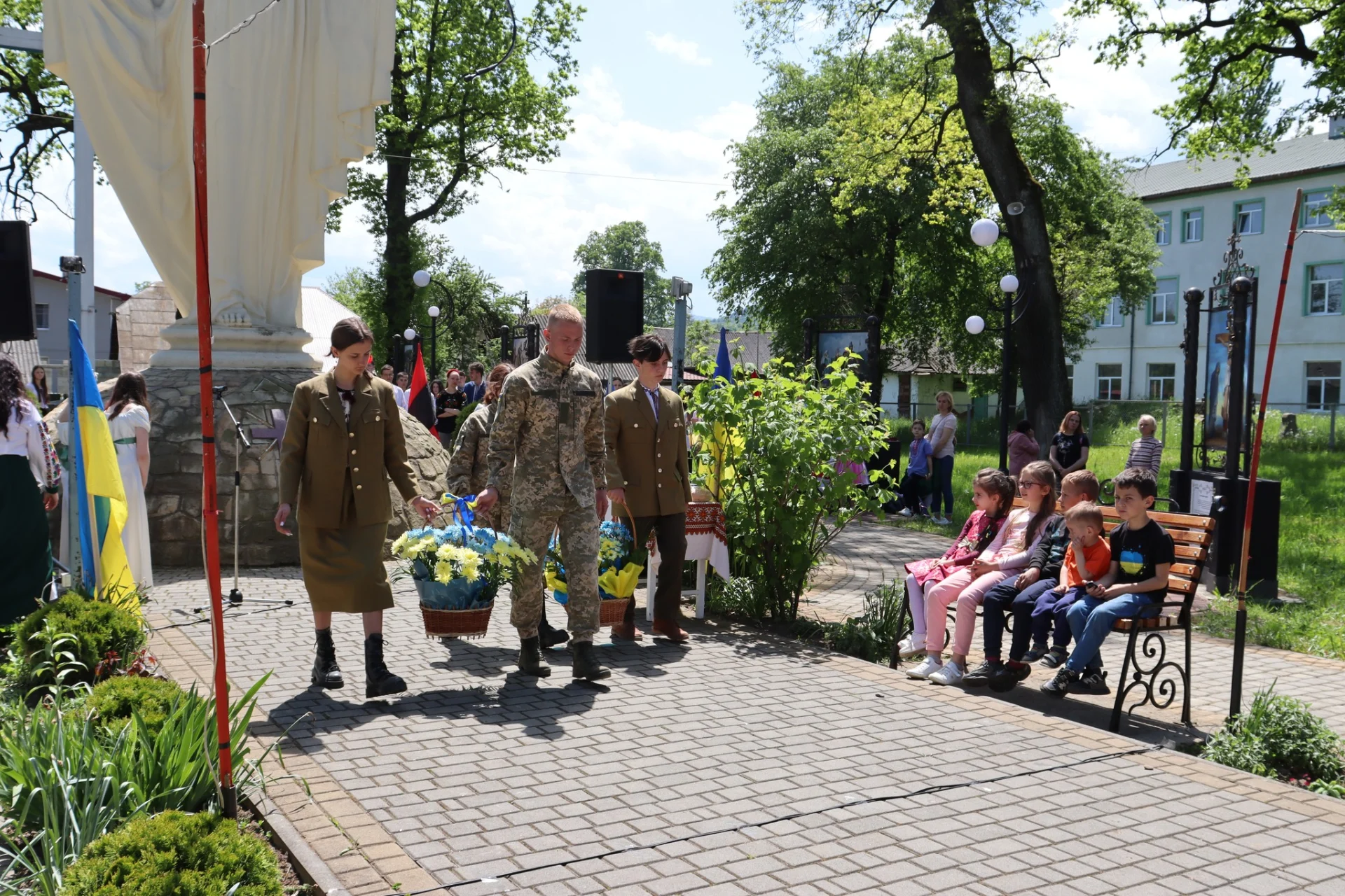 У Солотвинській територіальній громаді відбулася патріотична платформа «Боремось! Поборемо!»