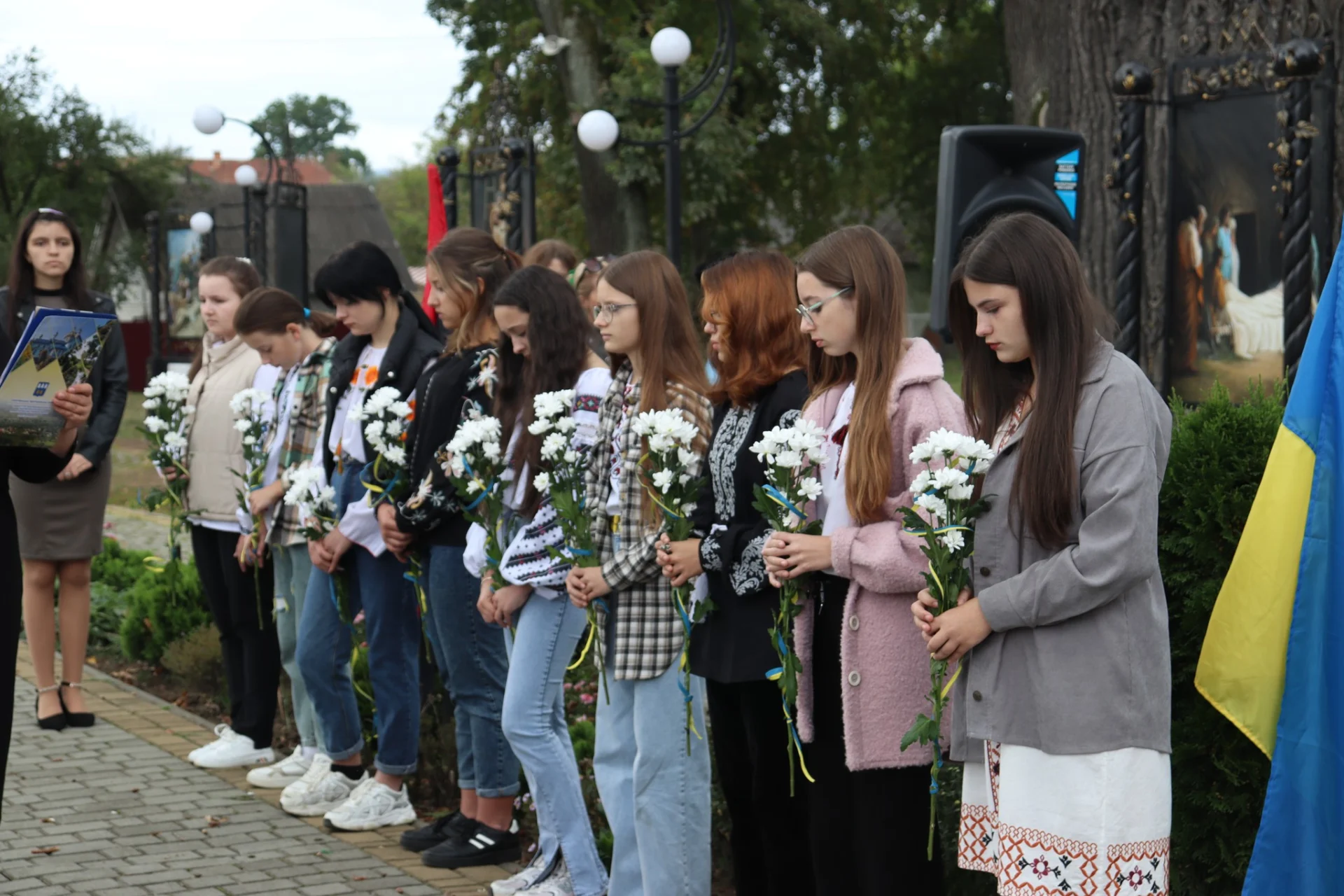 У Солотвинській територіальній громаді відбулася пам’ятна хода «Обрані небо тримати»